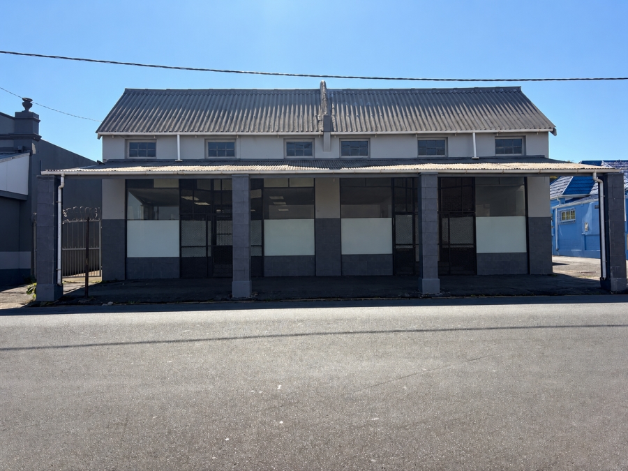 Commercial Property for Sale in Vincent Eastern Cape